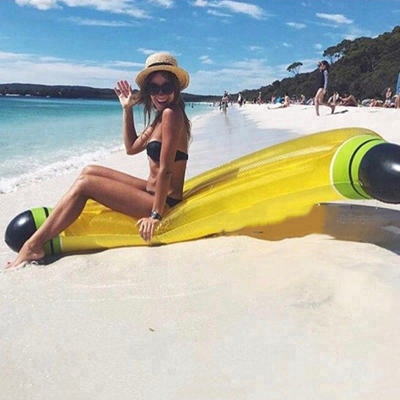 Nuevos juguetes calientes para el deporte Juego Banana fiesta piscina isla flotante piscina