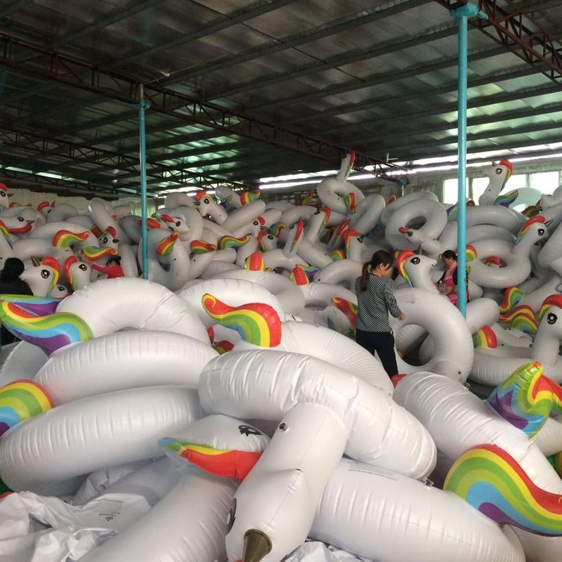 OEM Rideable Float piscina inflable paseo en la piscina de unicornio inflable juguete salón